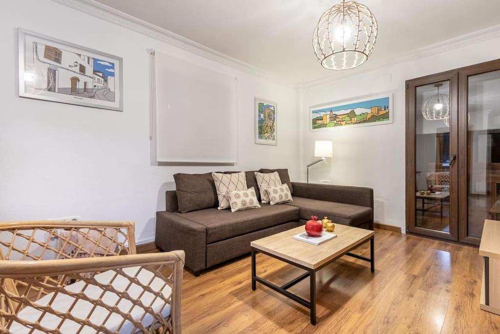 Apartamento Con Terraza A 4 Minutos De La Catedral Granada Buitenkant foto