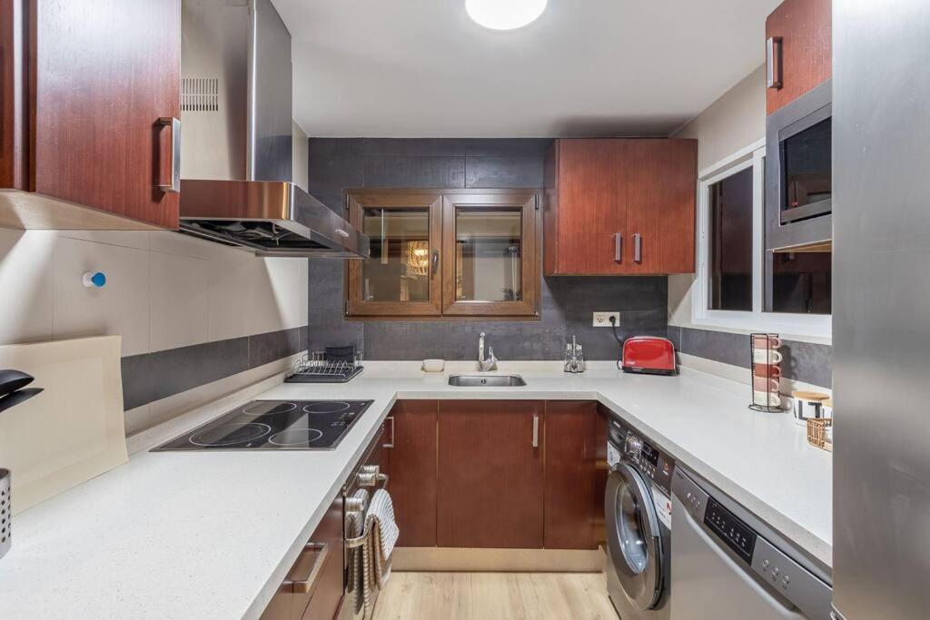 Apartamento Con Terraza A 4 Minutos De La Catedral Granada Buitenkant foto