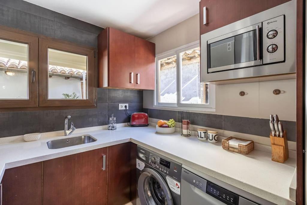 Apartamento Con Terraza A 4 Minutos De La Catedral Granada Buitenkant foto